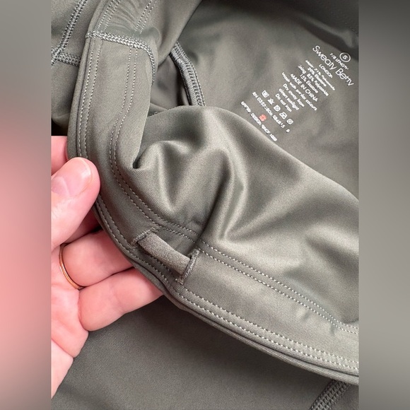 Sweaty Betty High Shine High Waist 7/8 Leggings | Size Small | Olive Green - Picture 7 of 13